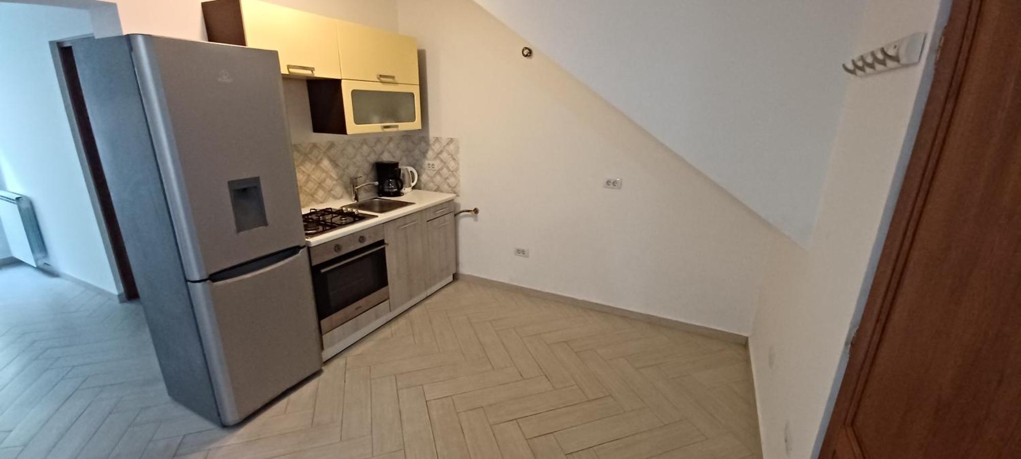 Park Apartment *